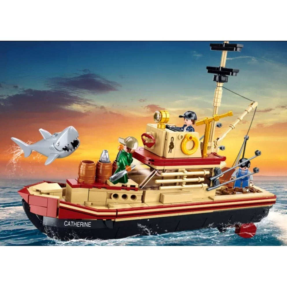592PCS MOC Fishing Boat Figure Model Toy Building Block Brick Gift