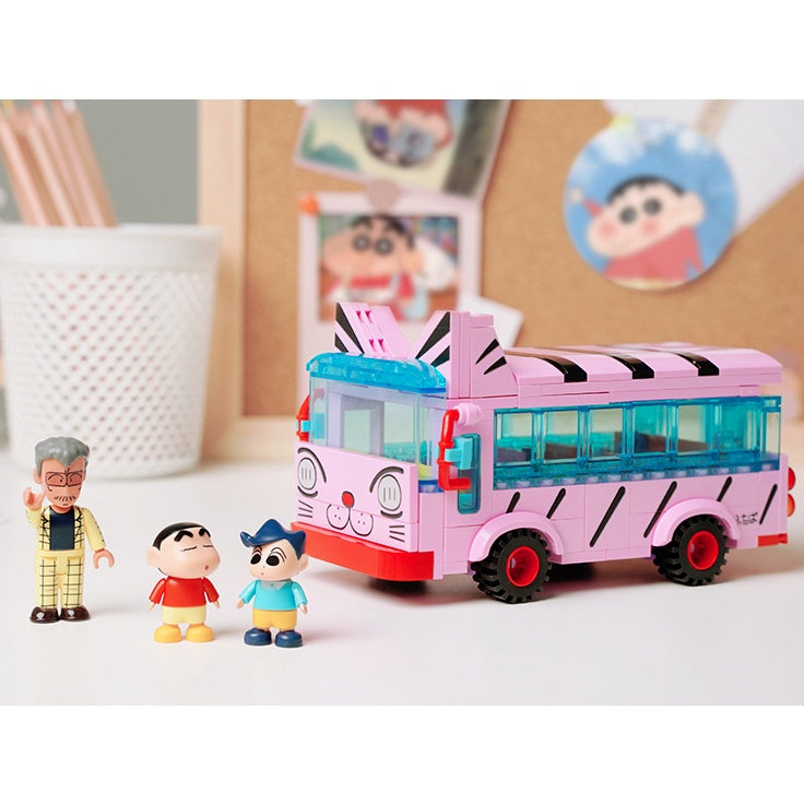 MOC Crayon Shin-chan Cat School Bus Comic Cartoon Figure Model Toy