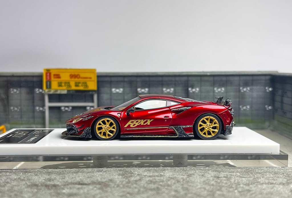 Fuelme 1:64 Red Mansory F8XX Racing Sports Model Diecast Resin Car 