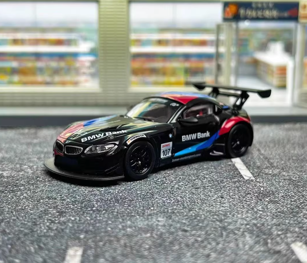 Maxwell 1:64 Black Z4 GT3 Racing #107 Sports Model Diecast Metal Car New Collection