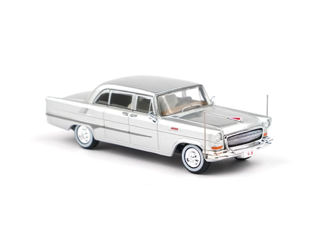 XCARTOYS 1:64 Silver Hongqi CA72 Luxury Sedan Model Diecast Metal Car New