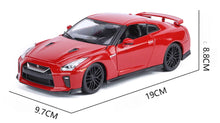 Load image into Gallery viewer, Bburago 1:24 Red JDM 2017 GTR R35 Racing Sports Model Diecast Metal Car New Collection
