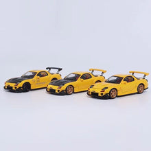 Load image into Gallery viewer, BSC 1:64 JDM RX7 FD3S RE Racing Sports Model Diecast Metal Car New
