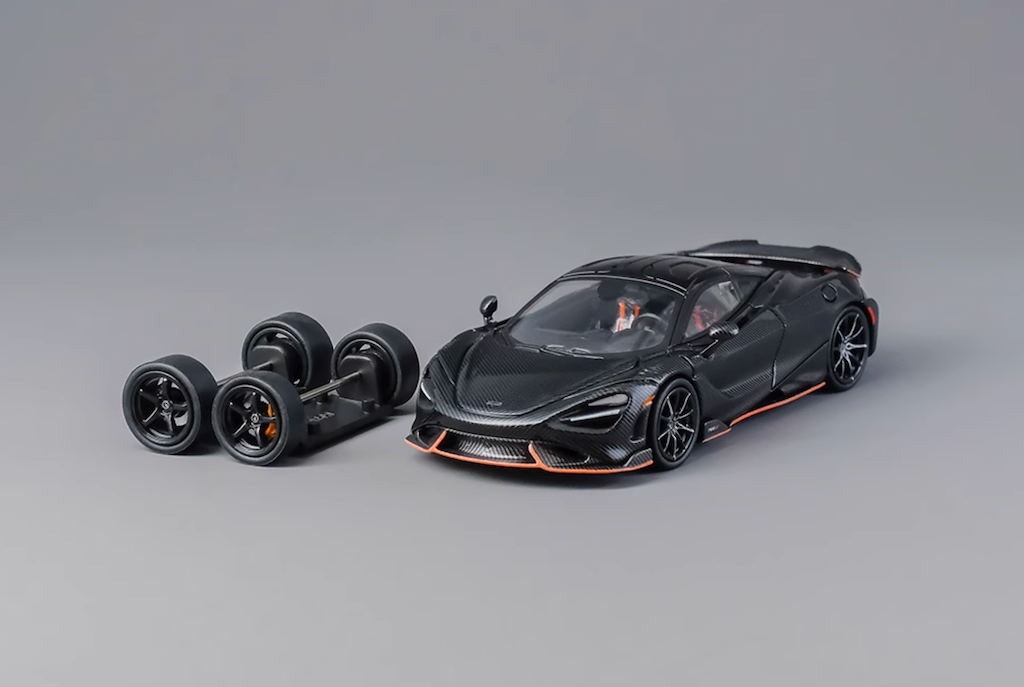 CM 1:64 Black Carbon 765LT Super Racing Sports Model Diecast Metal Car New