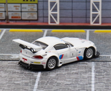 Load image into Gallery viewer, Maxwell 1:64 White Z4 GT3 Racing #1 Sports Model Diecast Metal Car New Collection
