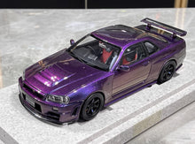 Load image into Gallery viewer, MH 1:18 Purple Skyling GTR R34 Nismo RB26DETT Engine Model Diecast Metal Car
