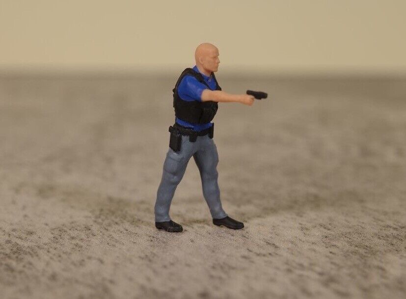 1:64 Painted Unpainted Figure Model Miniature Resin Diorama Sand Armed Patrol New Scene
