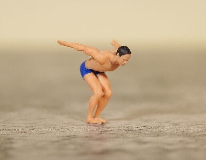 1:64 Painted Unpainted Figure Model Miniature Resin Diorama Swimmer Swimming Man New Scene