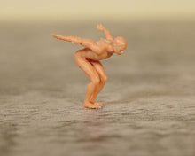Load image into Gallery viewer, 1:64 Painted Unpainted Figure Model Miniature Resin Diorama Swimmer Swimming Man New Scene
