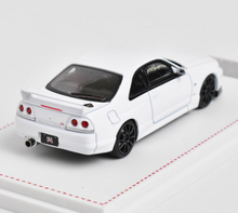 Load image into Gallery viewer, FH 1:64 JDM White Skyline GTR R33 Racing Sports Model Diecast Metal Car New
