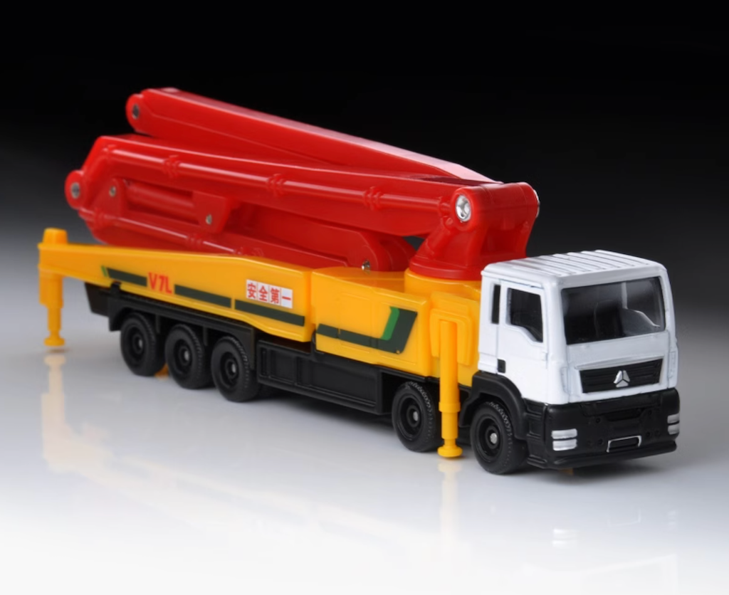 XCARTOYS 1:100 Construction Concrete Pump Truck Model Diecast 