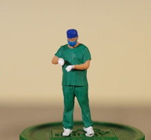 Load image into Gallery viewer, 1:64 Painted Figure Model Miniature Resin Diorama Sand Toy Surgical Doctor Man New Scene
