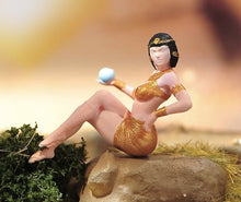 Load image into Gallery viewer, 1:64 Painted Figure Model Miniature Resin Diorama Sand Toy Cleopatra Egypt Queen New
