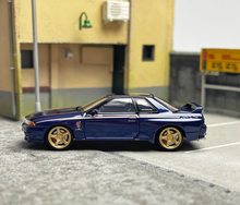 Load image into Gallery viewer, FH 1:64 Blue Skyline GTR R32 Nismo S-Tune Sports Model Diecast Metal Car New
