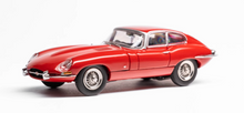 Load image into Gallery viewer, GFCC 1:64 Red 1961 E Type Sports Coupe Classic Model Diecast Metal Car New
