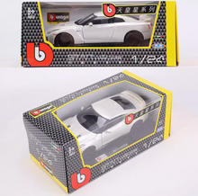 Load image into Gallery viewer, Bburago 1:24 White JDM 2017 GTR R35 Racing Sports Model Diecast Metal Car New Collection
