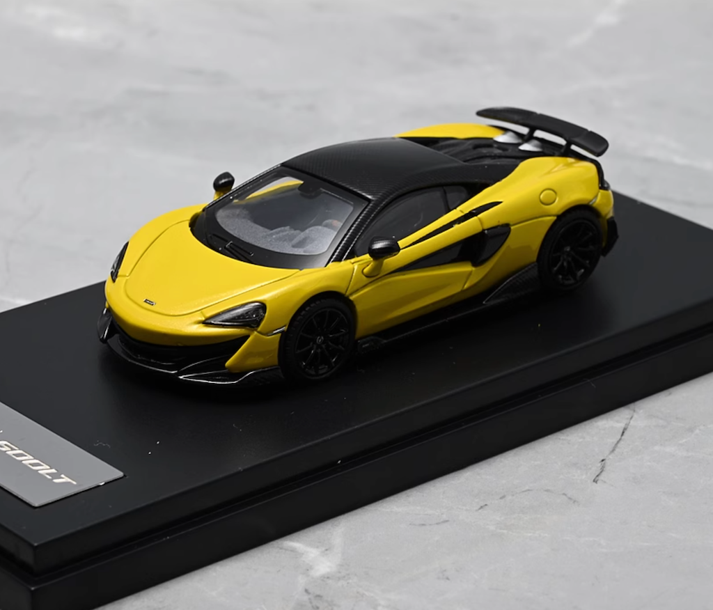 LCD 1:64 Yellow Mclaren 600LT Racing Sports Model Diecast Metal Car New Collection