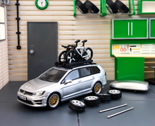 Load image into Gallery viewer, Zoom 1:64 VW Golf 7R VII Wagon Roof Bike Box Sport Model Diecast Metal Car New
