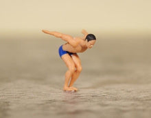 Load image into Gallery viewer, 1:64 Painted Unpainted Figure Model Miniature Resin Diorama Swimmer Swimming Man New Scene
