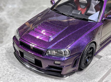 Load image into Gallery viewer, MH 1:18 Purple Skyling GTR R34 Nismo RB26DETT Engine Model Diecast Metal Car
