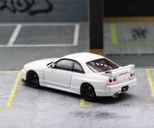 Load image into Gallery viewer, FH 1:64 JDM White Skyline GTR R33 Racing Sports Model Diecast Metal Car New
