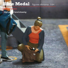 Load image into Gallery viewer, 1:64 Painted Figure Mini Model Miniature Resin Diorama Sand Gym Man Lady Sports
