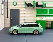 Load image into Gallery viewer, Zoom 1:64 VW Golf 7R VII Wagon Roof Bike Box Sport Model Diecast Metal Car New
