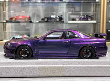 Load image into Gallery viewer, MH 1:18 Purple Skyling GTR R34 Nismo RB26DETT Engine Model Diecast Metal Car
