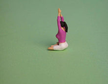 Load image into Gallery viewer, 1:64 Painted Figure Model Miniature Resin Sand Yoga Lady Girl Sport Sitting Pink Collection
