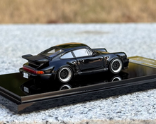 Load image into Gallery viewer, Feelslike 1:64 Black Bird 930 Classic Racing Sport Model Diecast Resin Car New
