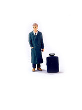 Load image into Gallery viewer, 1:64 Painted Figure Mini Model Miniature Resin Diorama Sand Toy Waiting Luggage New
