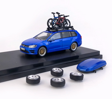 Load image into Gallery viewer, Zoom 1:64 VW Golf 7R VII Wagon Roof Bike Box Sport Model Diecast Metal Car New
