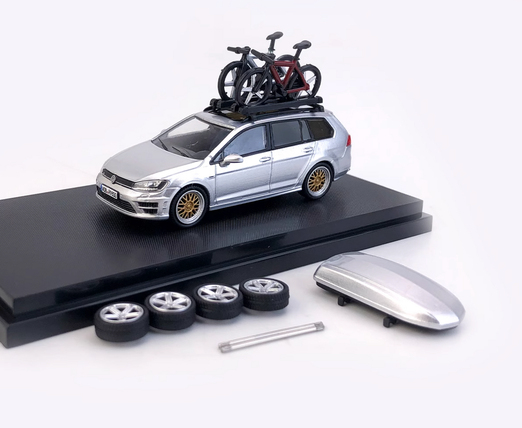 Zoom 1:64 VW Golf 7R VII Wagon Roof Bike Box Sport Model Diecast Metal Car New