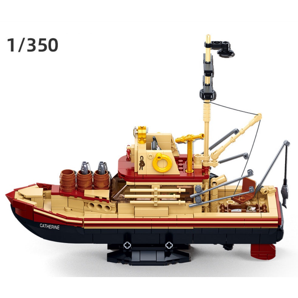 592PCS MOC Fishing Boat Figure Model Toy Building Block Brick Gift