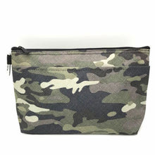 Load image into Gallery viewer, Thirty one Cool Clip Thermal Pouch bag picnic lunch in Camo Crosshatch 31 gift
