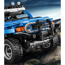 Load image into Gallery viewer, 999PCS MOC Technic FJ Cruiser SUV Off Road Car Model Building Block Brick Toy Gift Set Kids New Compatible With LEGO
